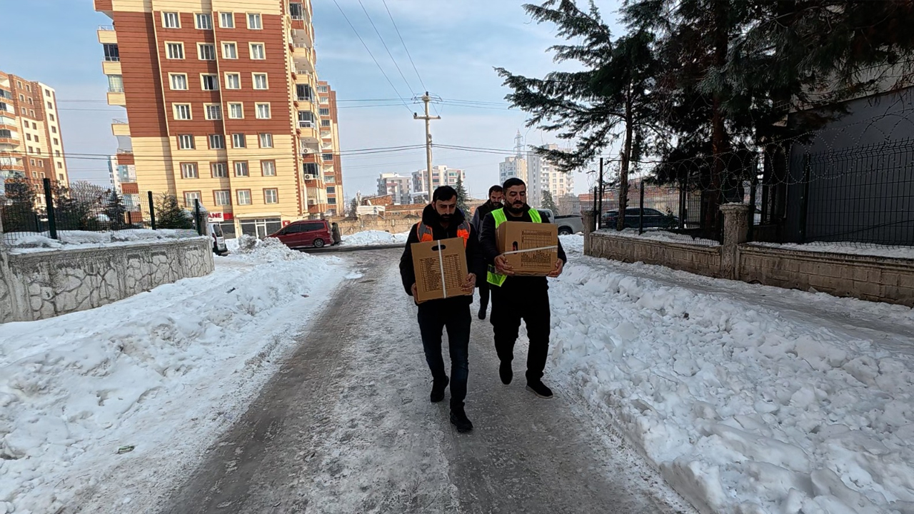 Diyarbakır’da Hanelere Gıda Desteği