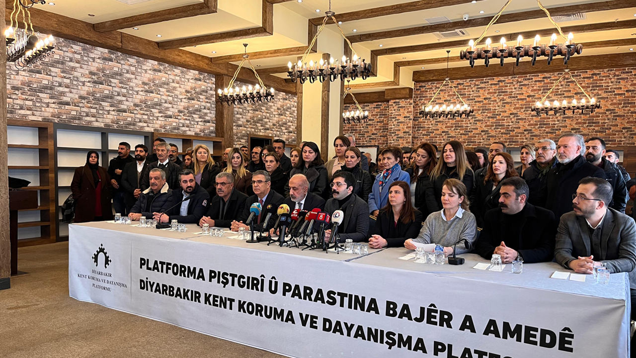 Diyarbakır’da Kobanê Için Yardım Kampanyası Başladı2