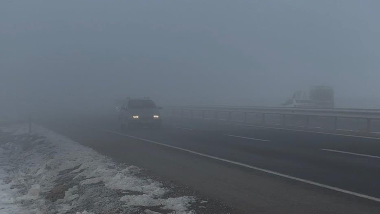 Diyarbakır’da Sis Etkisini Sürdürüyor1