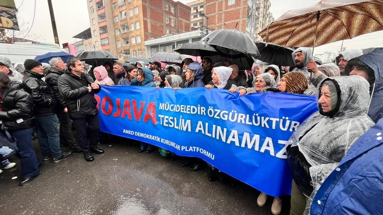 Diyarbakır’da Yasaklanan Yürüyüşe Tepki Gösteren Kaya2