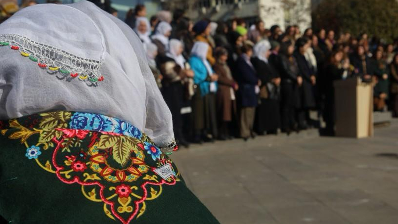 Diyarbakır’dan Rojava’ya Kadın Isyanı2