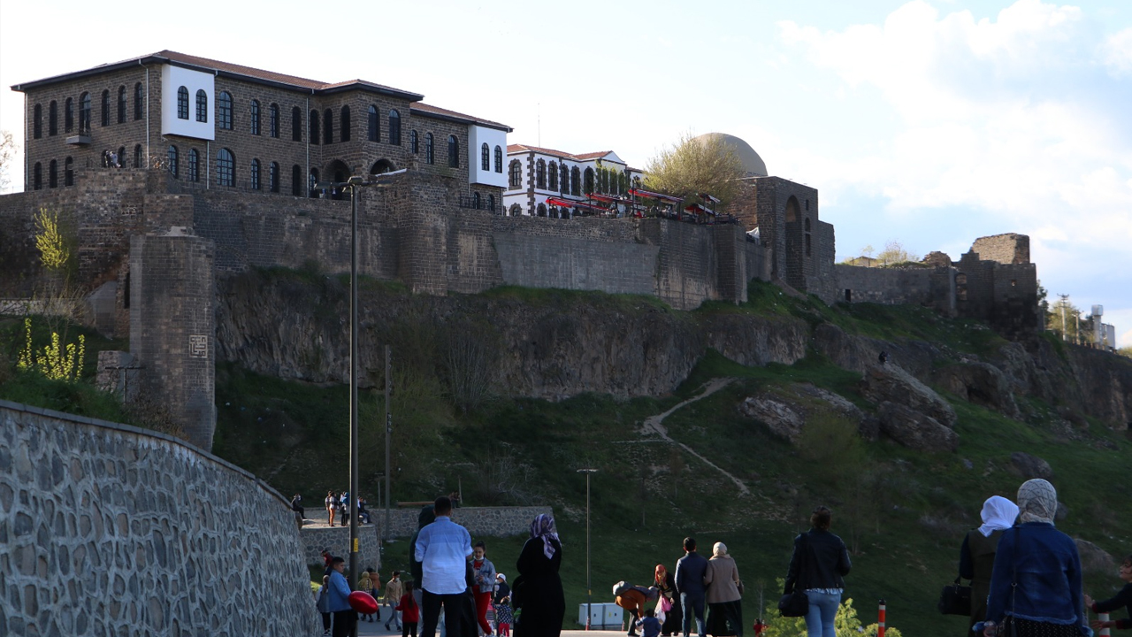 Diyarbakır’ın “Metrekaresi” Için Ilk Kez Söylendi5