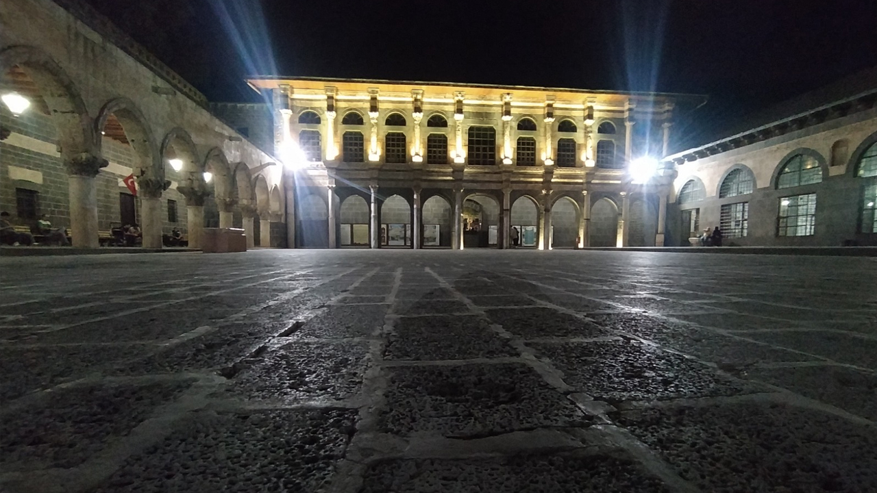 Diyarbakır’ın “Metrekaresi” Için Ilk Kez Söylendi.jpg7