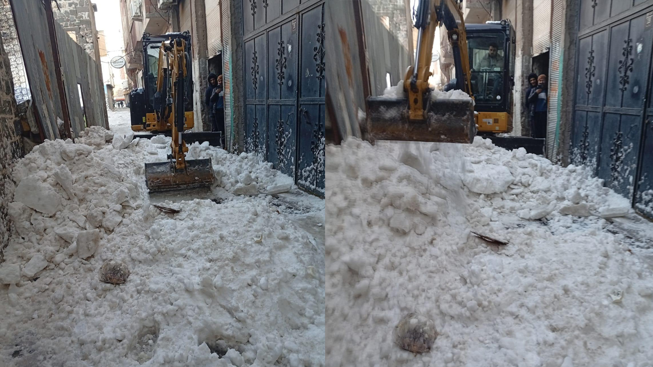 Diyarbakır’ın Tarihi Dar Sokaklarında Kar Mesaisi4