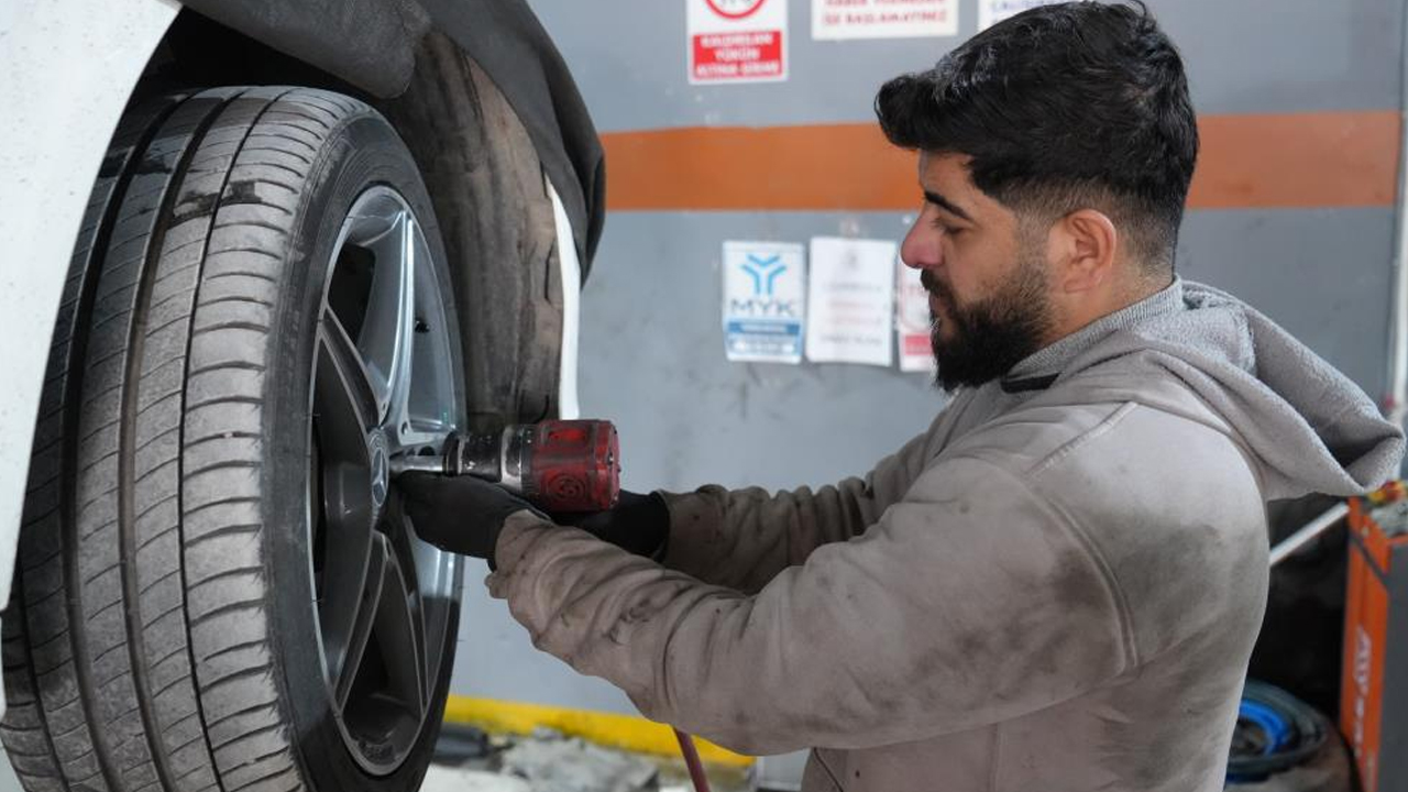 Kar Yağışı Sonrası Kışlık Araç Bakımında Büyük Arttış1