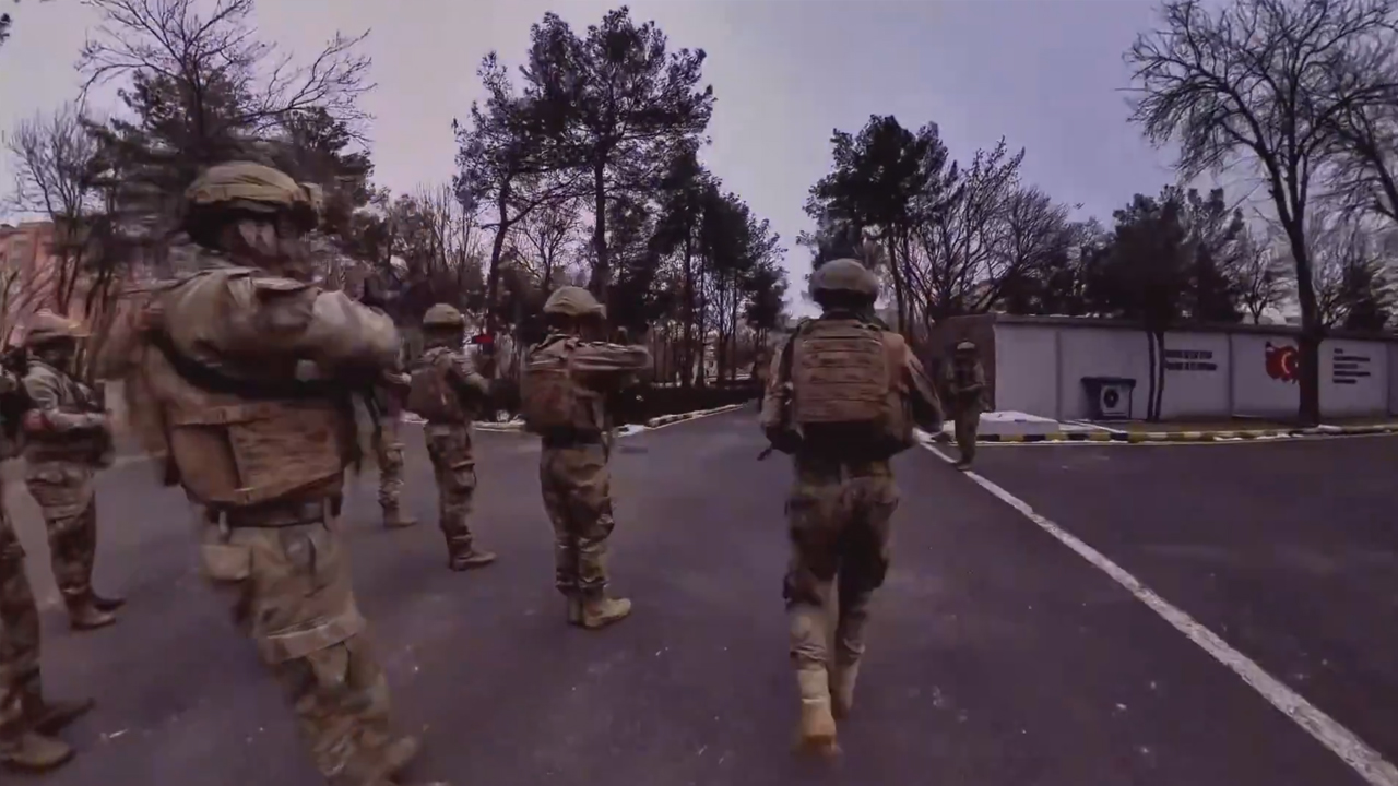 Narkokapan Diyarbakır Ve Manisa’da 445 Gözaltı-1