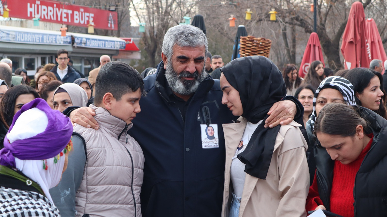 Rojin Kabaiş'in Babası1