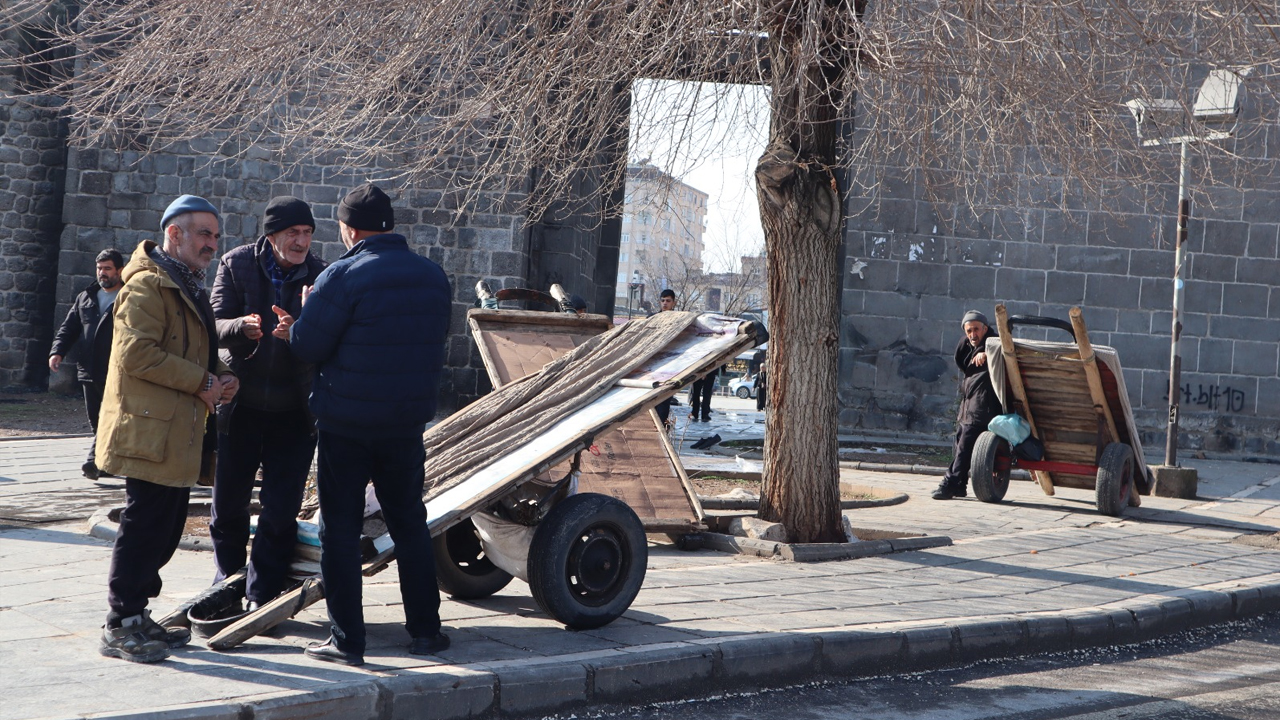 Soğuk, Yoksulluk Ve Çekçek2