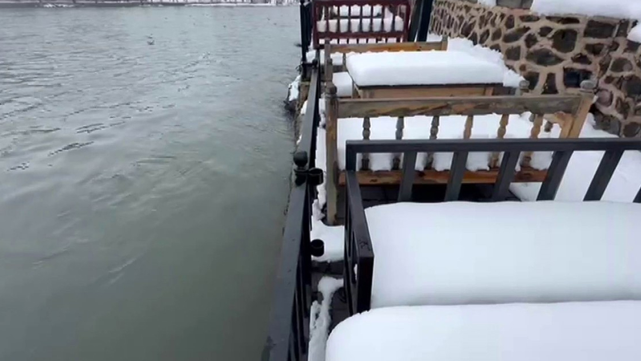 Yoğun Kar Yağışı Diyarbakır'da Dicle Nehri'ne Yaradı