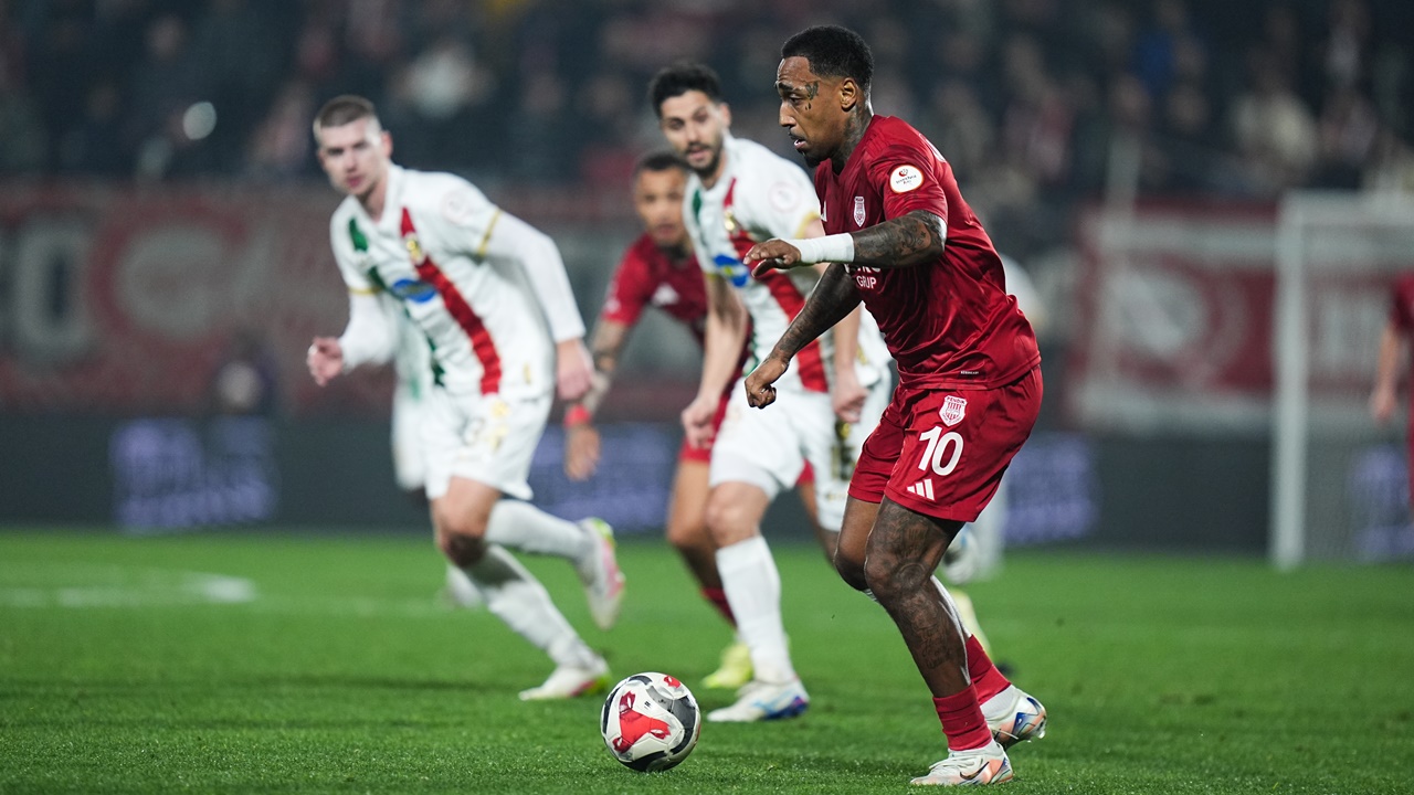 Amedspor Pendik Maci