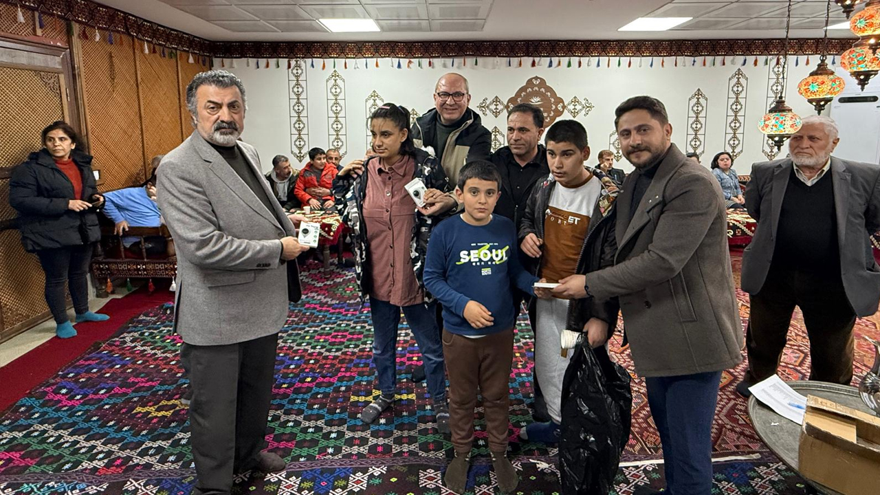 Depremzede Özel Çocuklara Gps Destekli Güvence