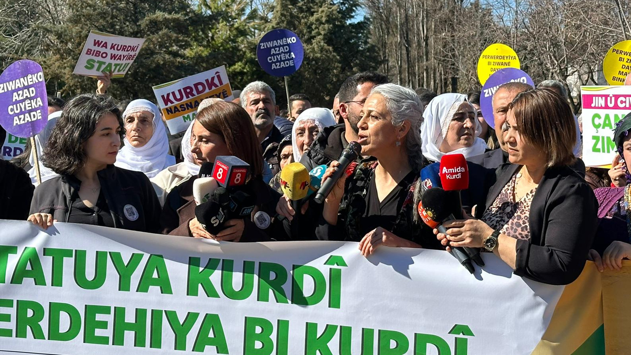 Diyarbakır’da Anadil Yürüyüşü Yapıldı4