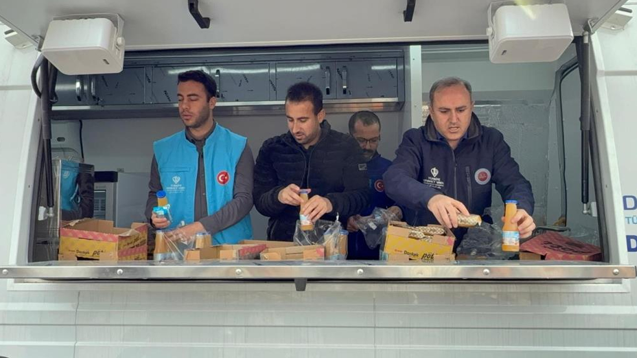 Diyarbakır’da Depremde Hayatını Kaybedenler Için Mevlit3