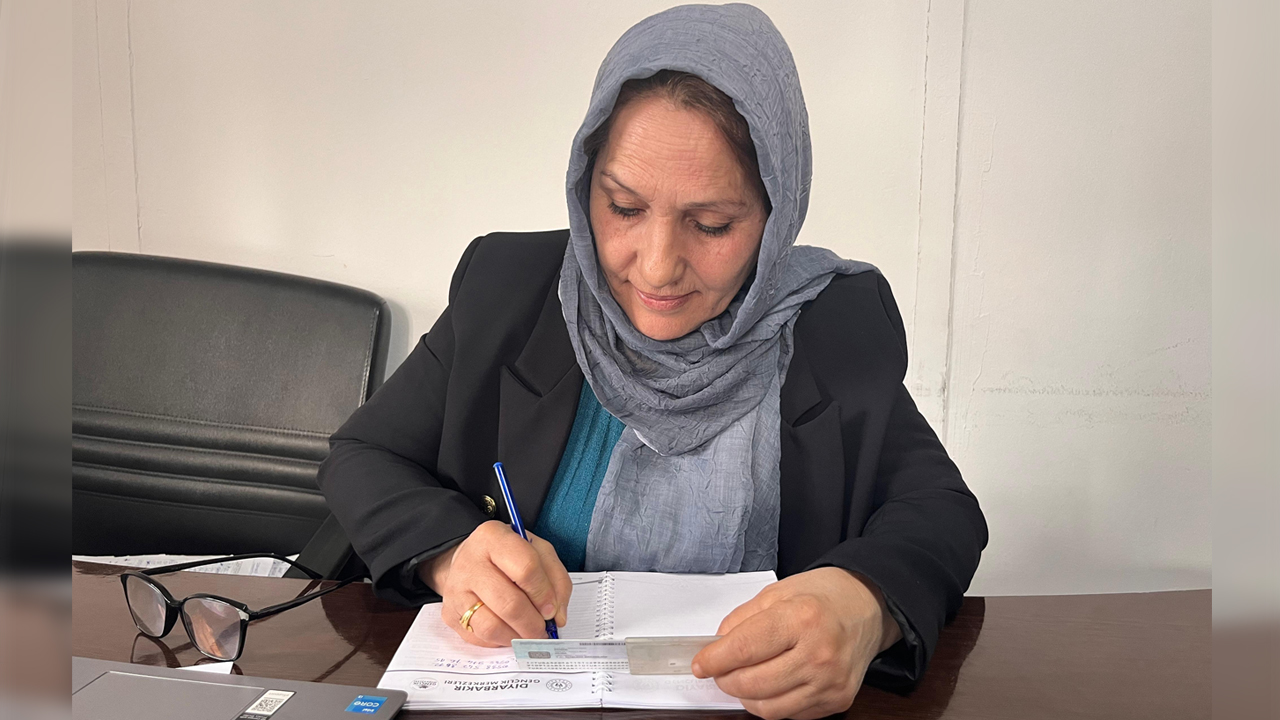 Diyarbakır’da Kadın Muhtarın ‘Yoksulluk’ Nöbeti3