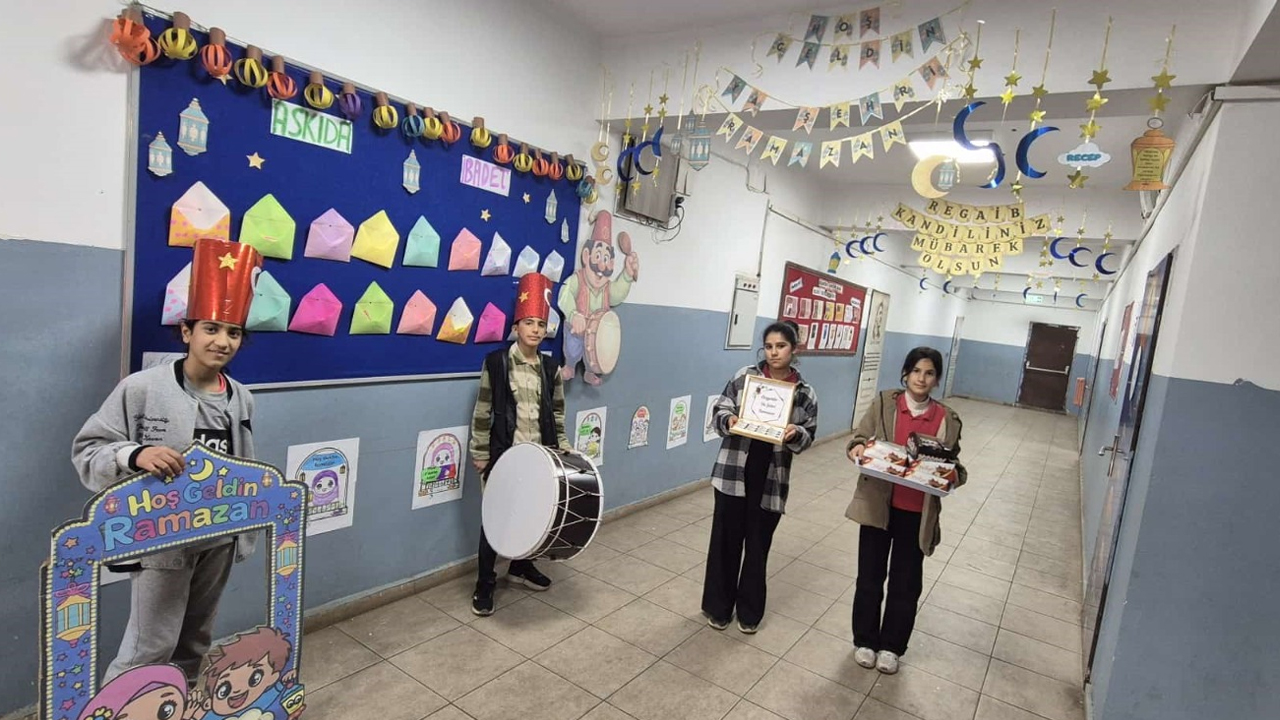 Diyarbakır’da Öğrencilerden Ramazan Etkinliği