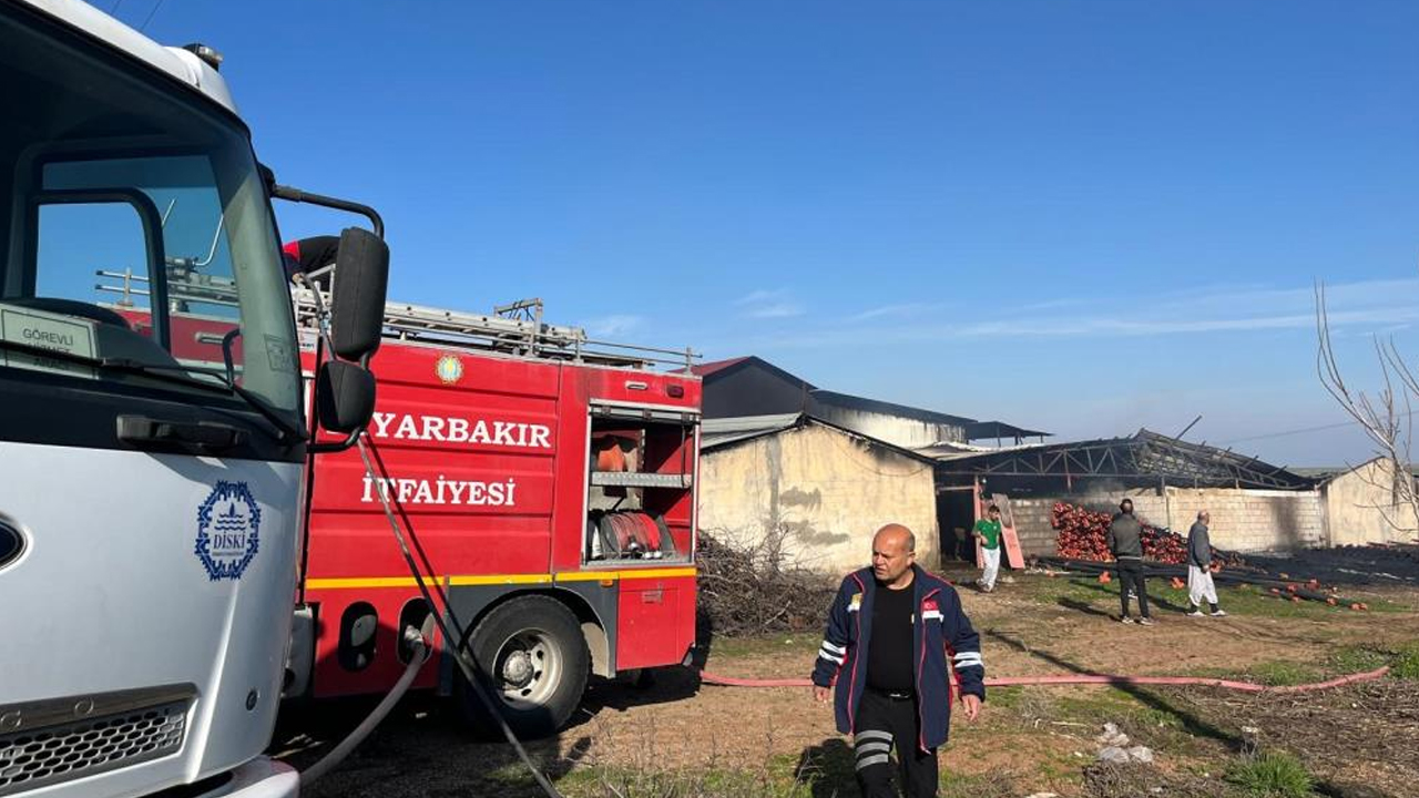 Diyarbakır'da Plastik Fabrikasında Yangın1