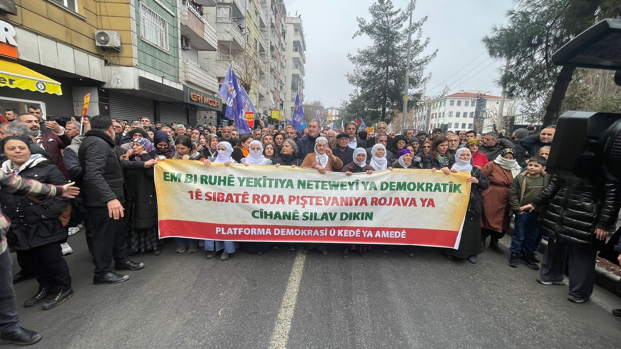Diyarbakır’da Rojava Yürüyüşü Başladı4