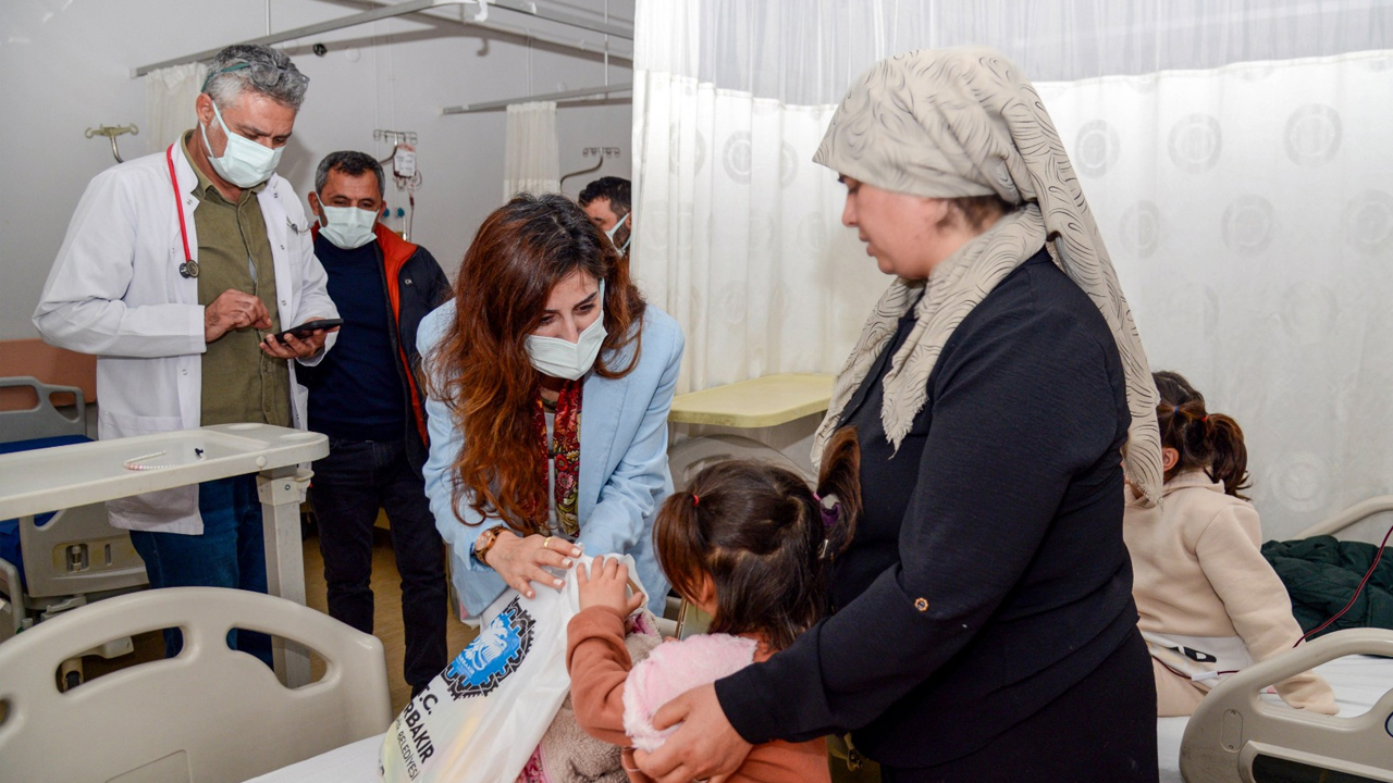 Diyarbakır’daki Kans Hastası Çocuklara Anlamlı Ziyaret1