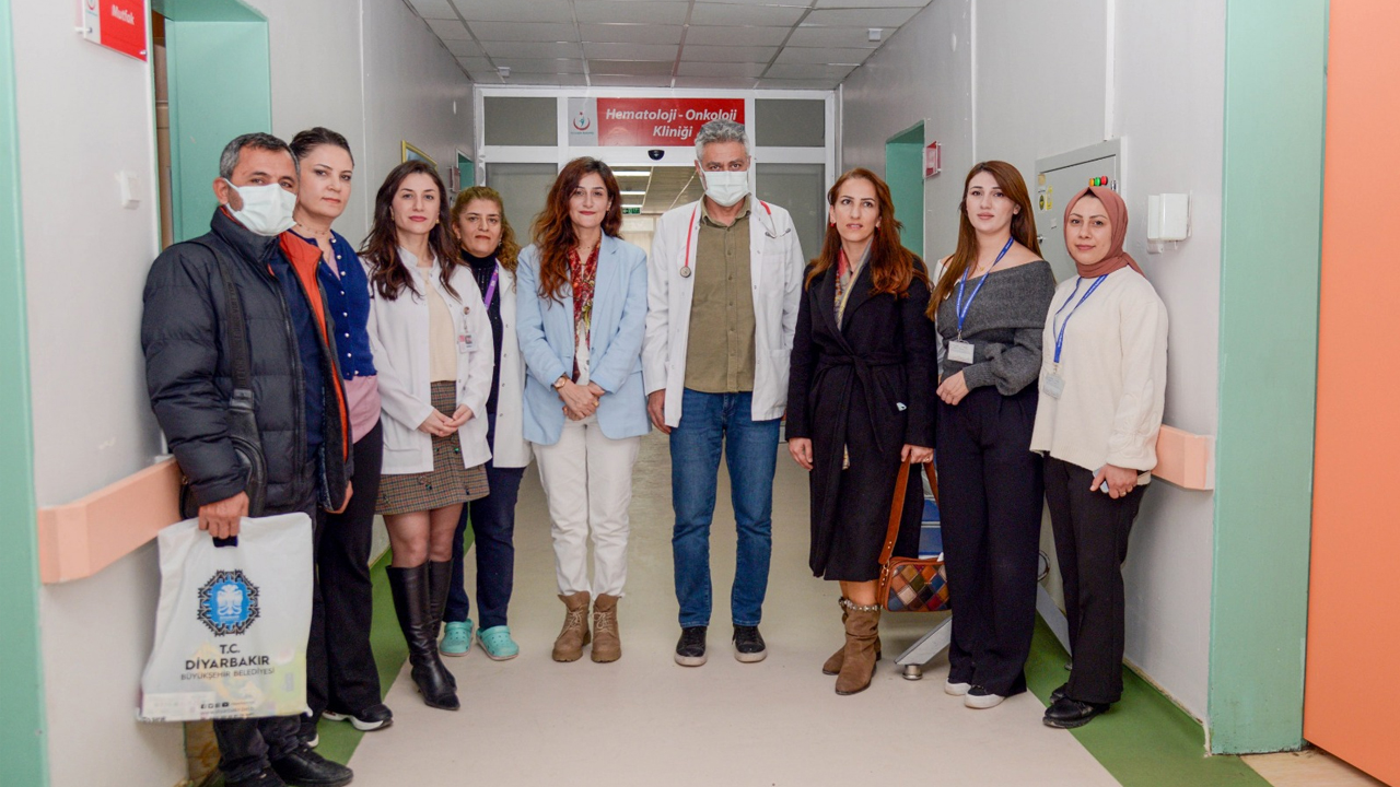 Diyarbakır’daki Kans Hastası Çocuklara Anlamlı Ziyaret2