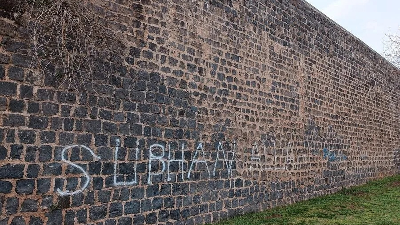 Diyarbakır’ın Tarihine Zarar Veren Spreylere Karşı Uyarı!2