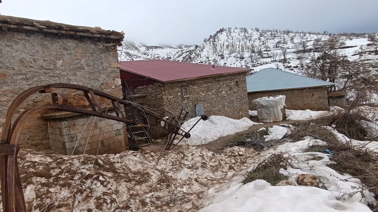 Kar Fırtınası Elektrik Altyapısını Çökertti2