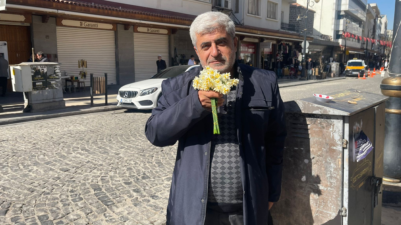 Nerrgiz Çiçekleri Görücüye Çıktı4