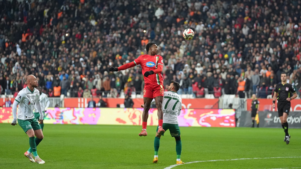 Sarıyer Amedspor Arasında Nefes Kesen Istatistik!5