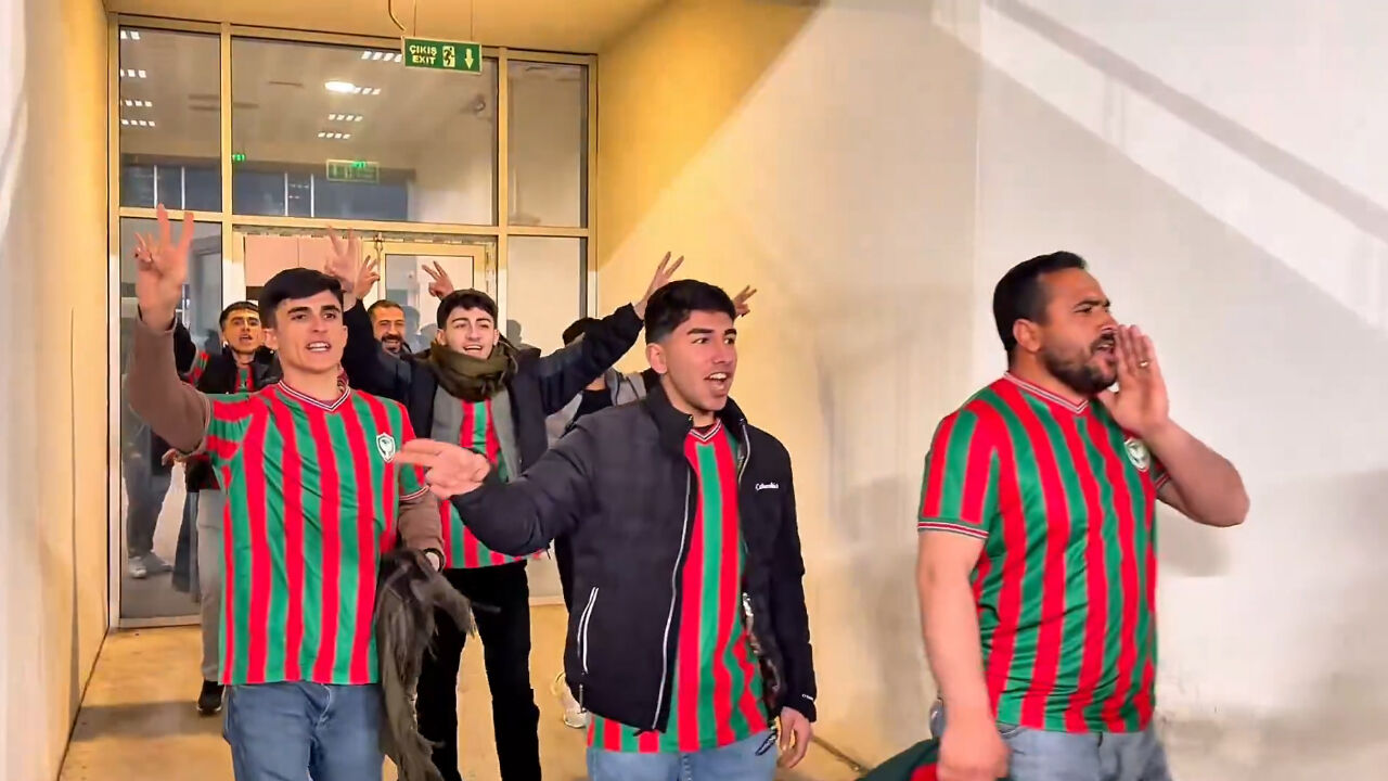 Amedspor Tribünlerinde Dayanışma Buluşması2