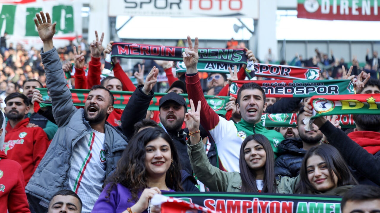 Amedspor’dan Kadın Taraftarlara Anlamlı Jest2