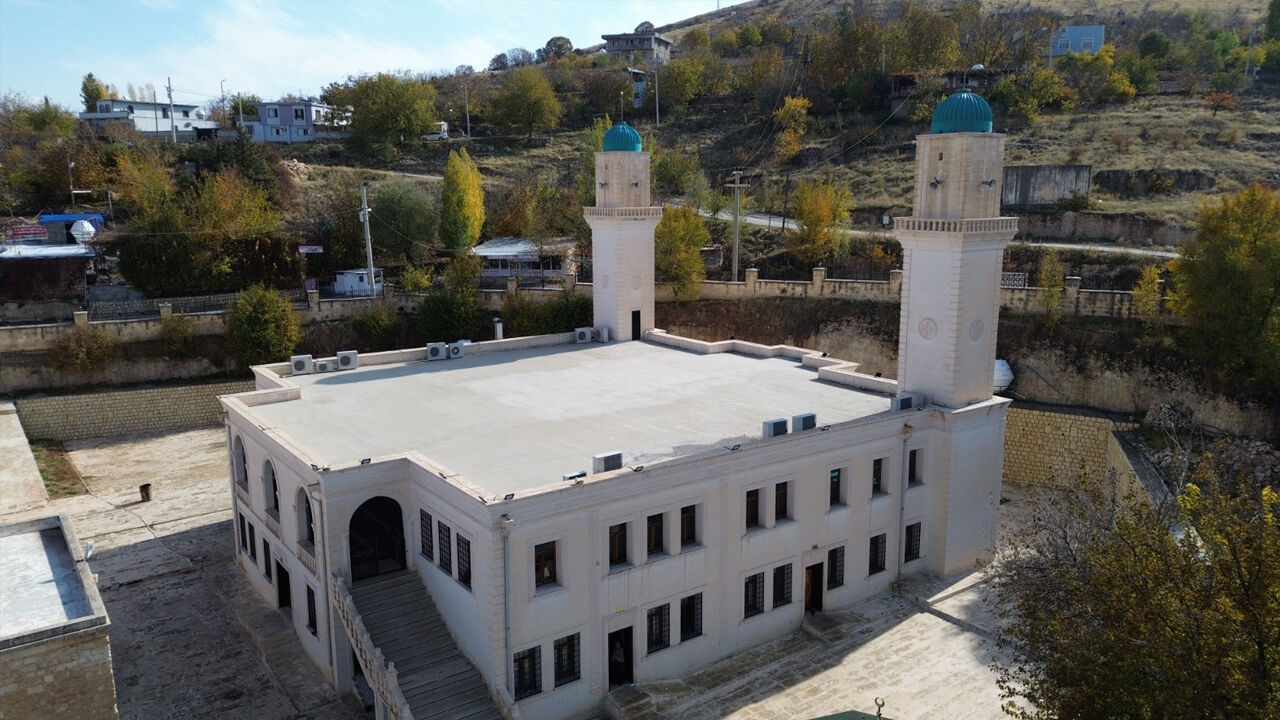 Artık Dua Etmekte Parayla1