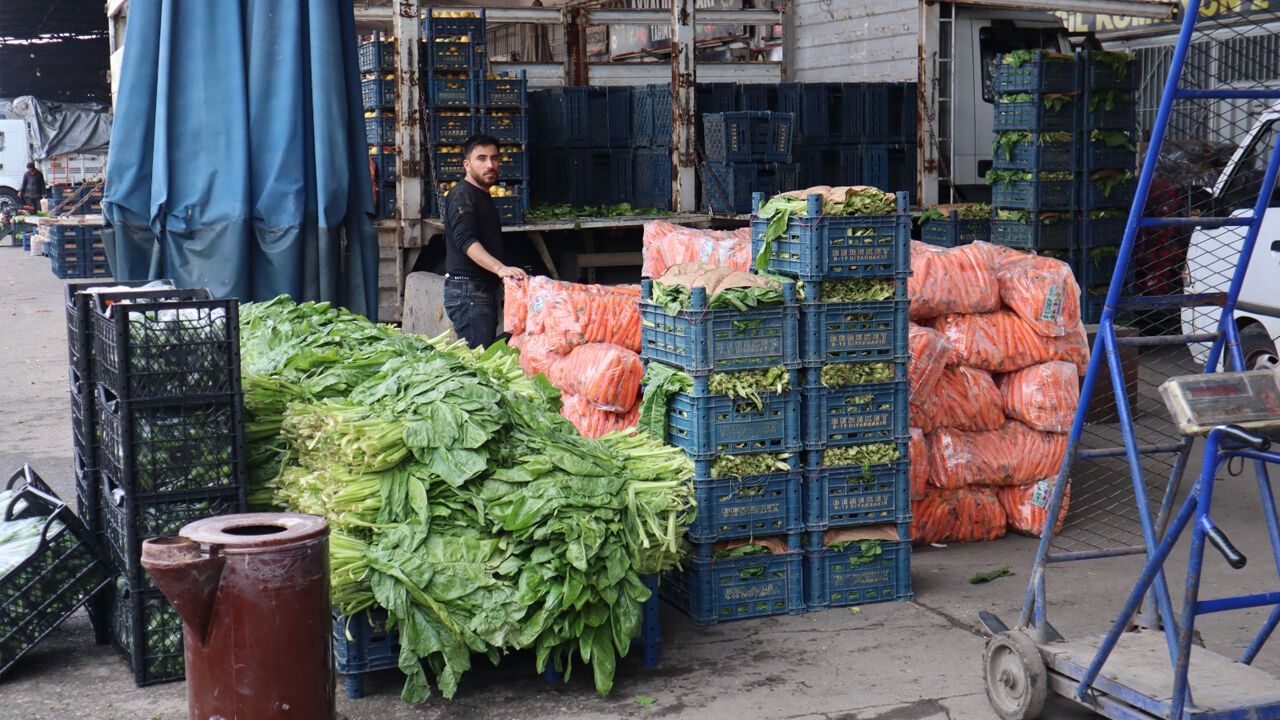Diyarbakır Sebze Halinde Fiyat Alarmı!5