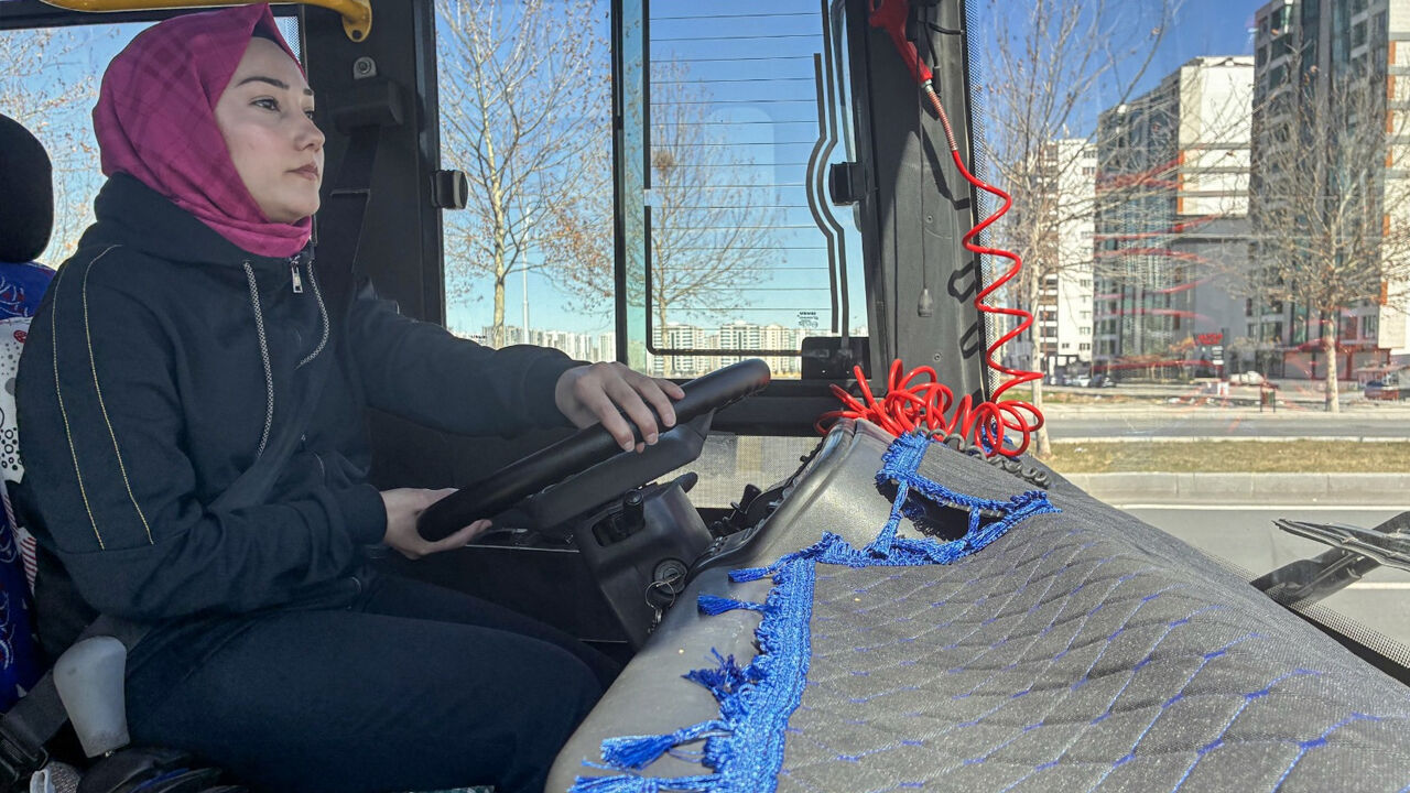 Diyarbakır Şehir Içi Ulaşımında Kadın Devrimi2