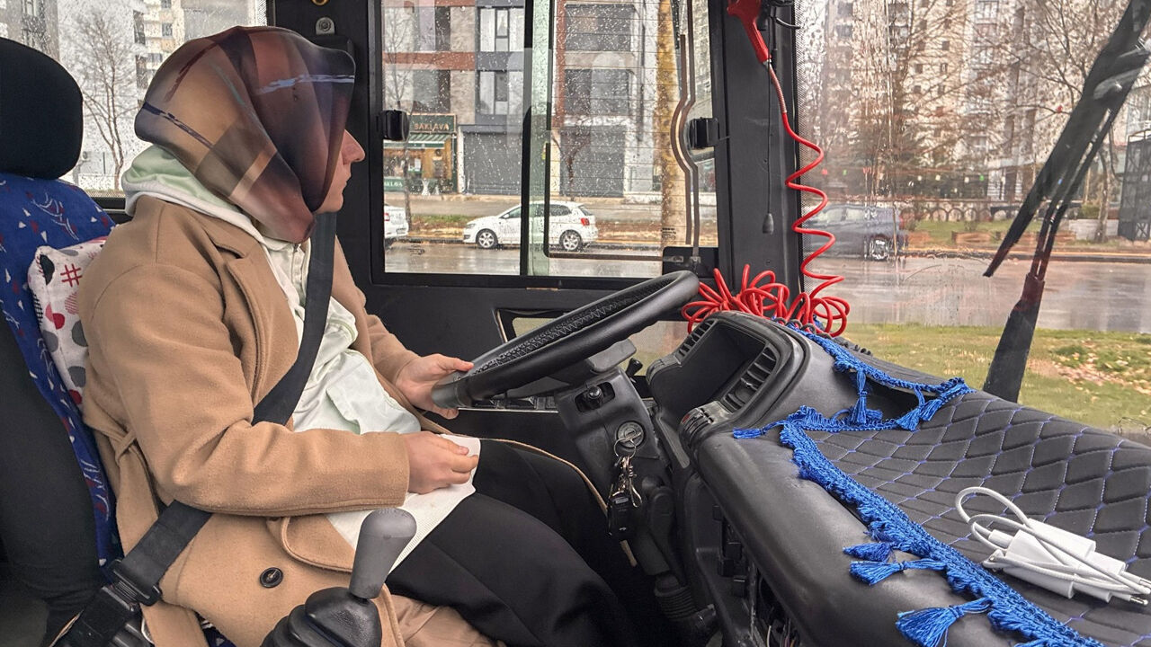 Diyarbakır Şehir Içi Ulaşımında Kadın Devrimi3