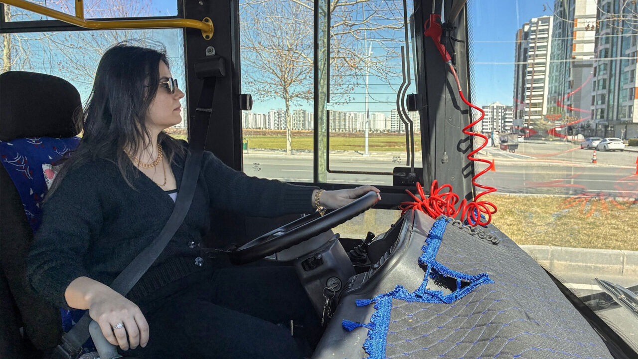 Diyarbakır Şehir Içi Ulaşımında Kadın Devrimi4