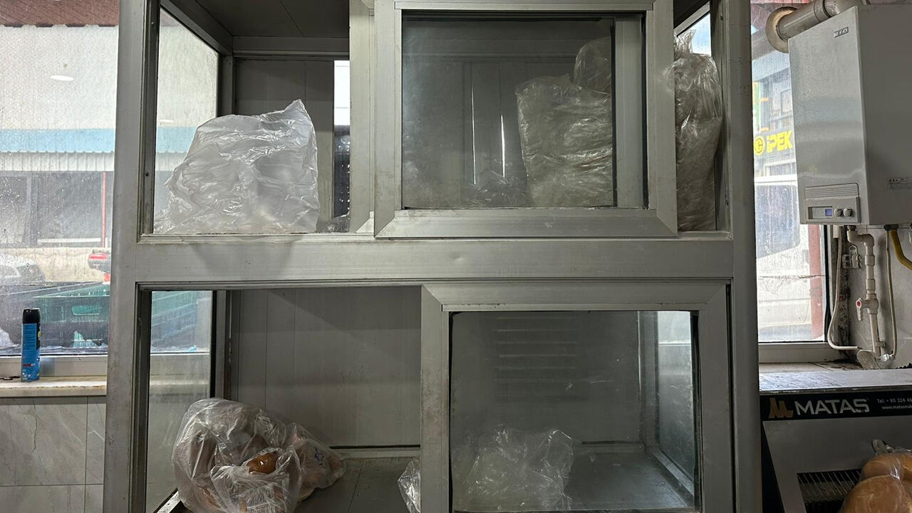 Diyarbakır’da 6 Tl’den Satılan Bayat Ekmeğe Talep Arttı4