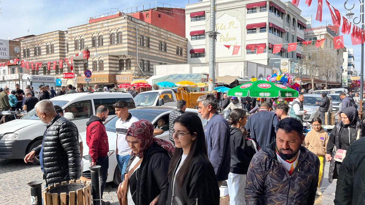Diyarbakır’da Arife Günü Nefes Kesen Yoğunluk2