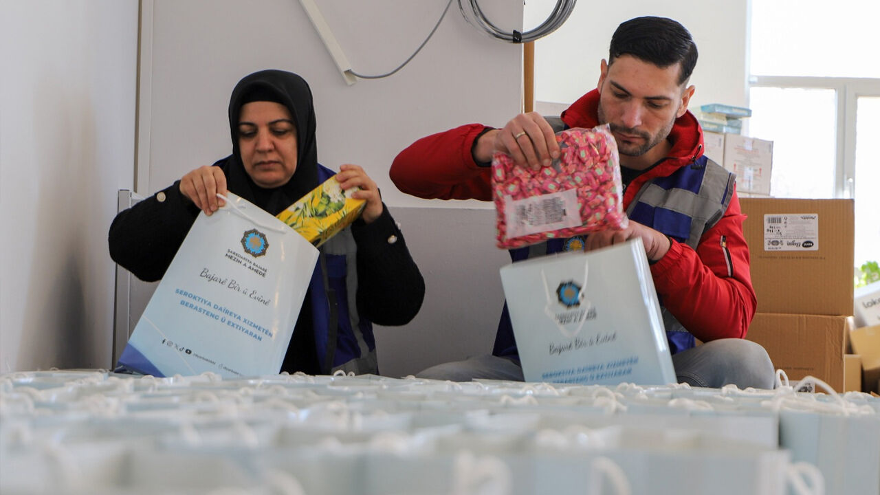Diyarbakır’da Bayram Öncesi Yaşlı Yurttaşlara Anlamlı Ziyaret1