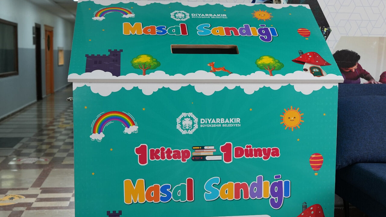 Diyarbakır’da Çocuklar Için Masal Sandığı Kuruldu1