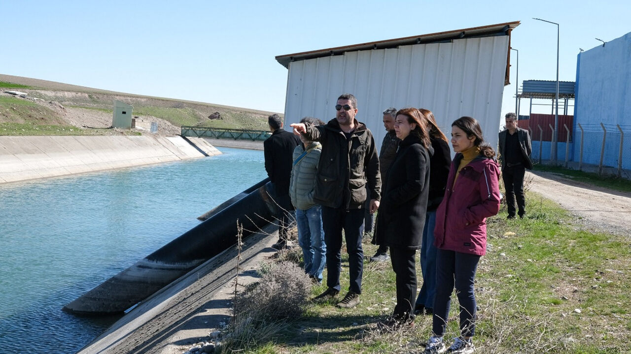 Diyarbakır’da Eşbaşkanlar Içme Suyu Çalışmalarını Inceledi