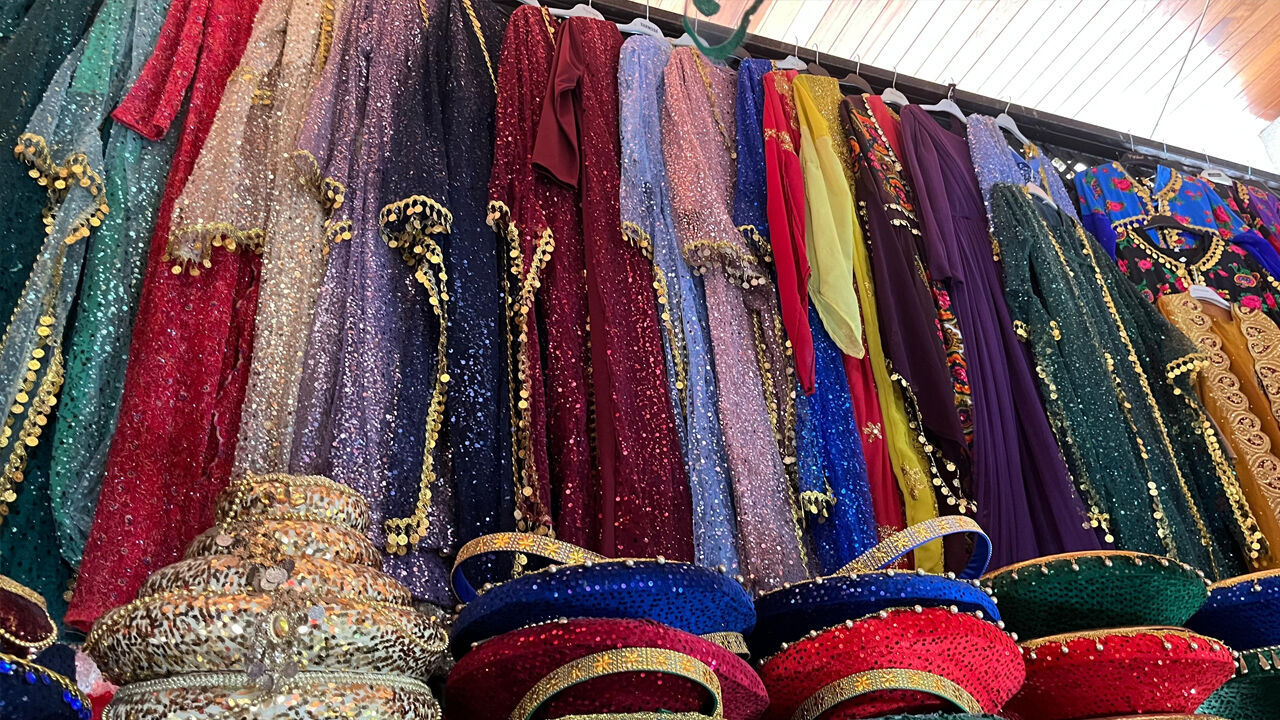 Diyarbakır’da Newroz Öncesi ‘Yöresel Kıyafetlere’ Ilgi5