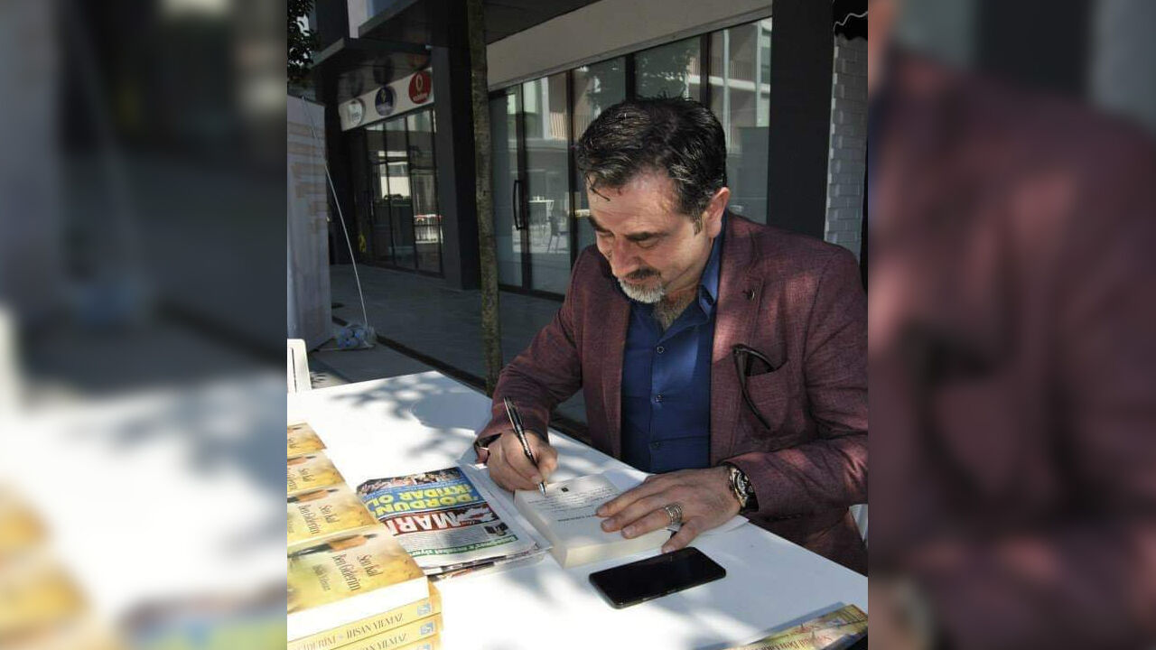 İki Romanı Aynı Zamanda Okuyucuyla Buluşturan Yazar1