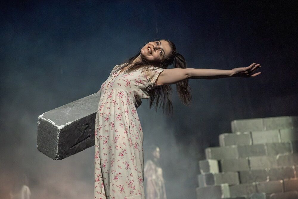 Jin Dbb Tiyatro Oyunu