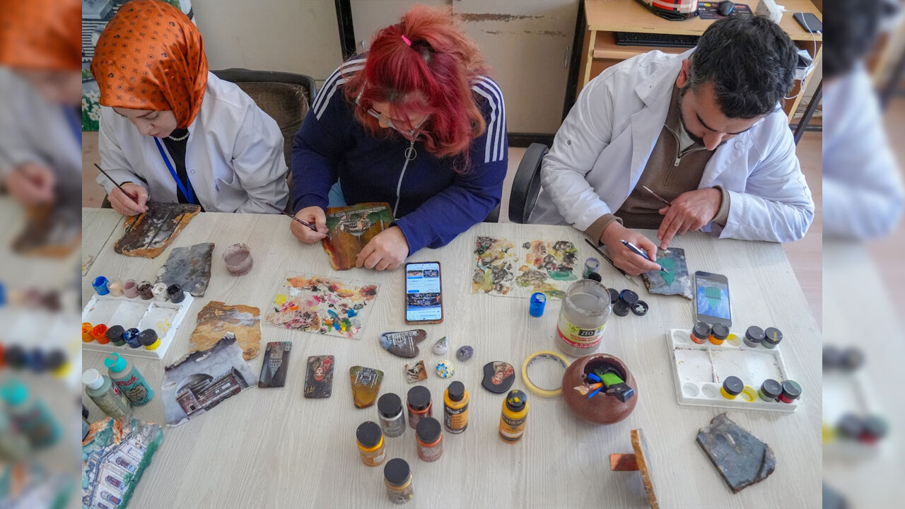 Türkiye'nin Tarihi, Diyarbakır Taşında Hayat Buluyor4