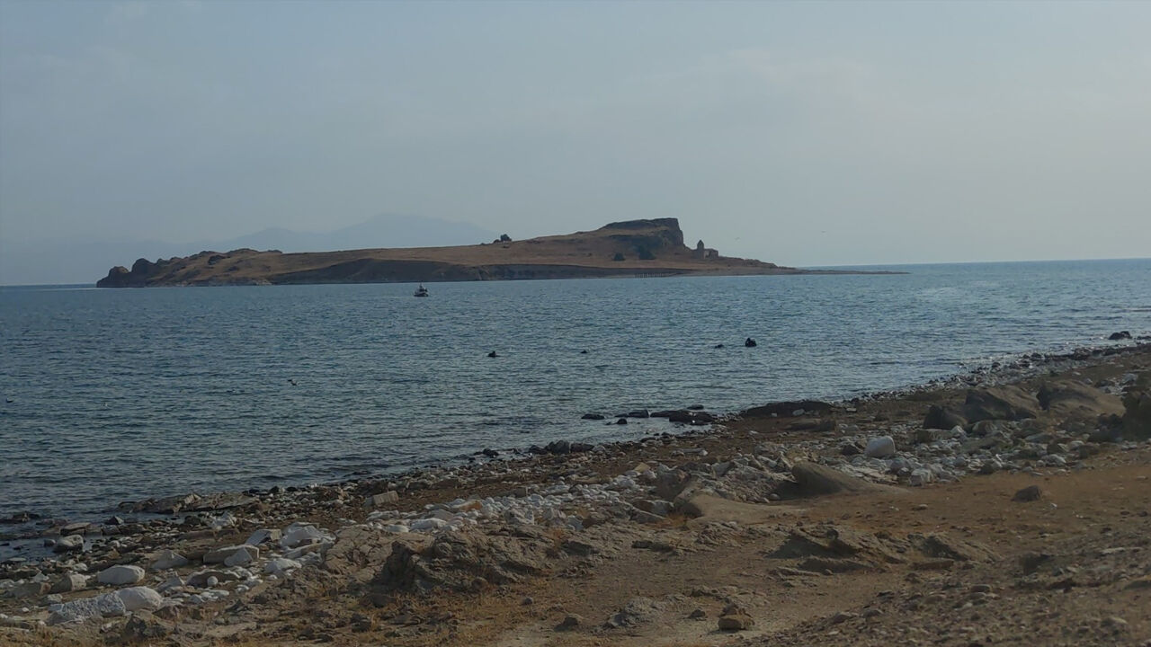 Van Gölü Derinliklerindeki Sır