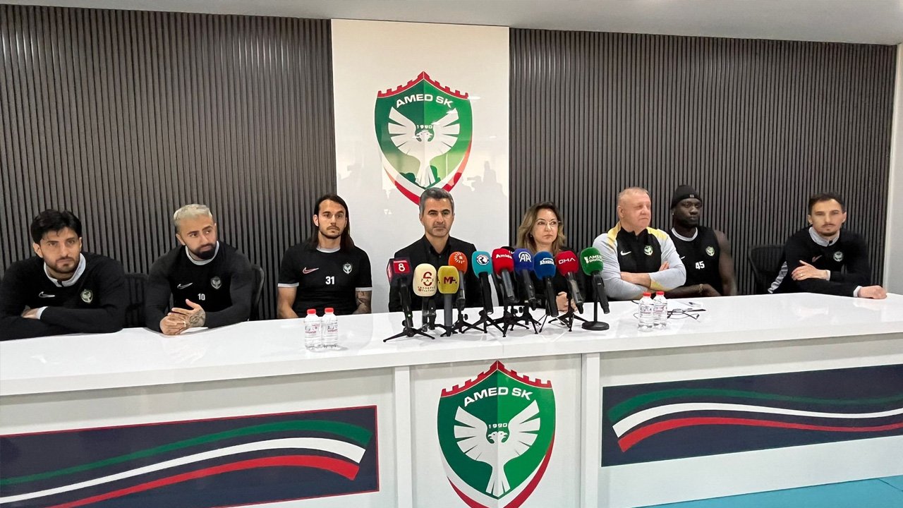 Amedspor Başkanı, Hocası Futbolcular Eleştirileri Yanıtladı2