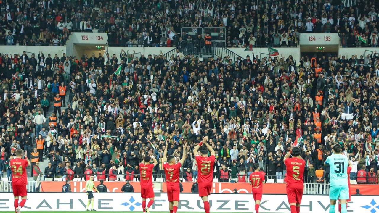 Amedspor Taraftarından Belediyelere Anlamlı Çağrı4