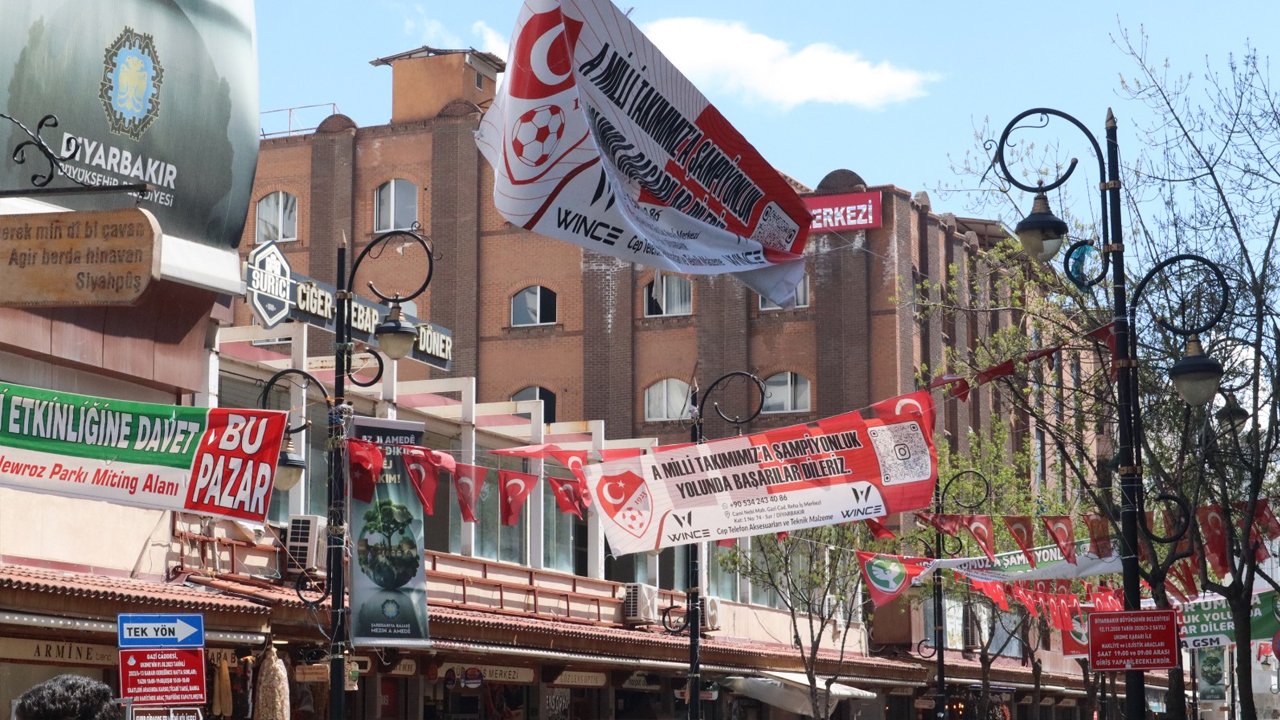 Amedspor Taraftartarları Şampiyonluk Ateşini Yaktı2