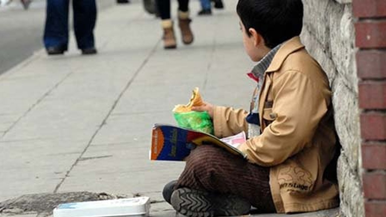 Çocuklar 23 Nisan'ı Ihlallerin Gölgesinde Karşılıyor5