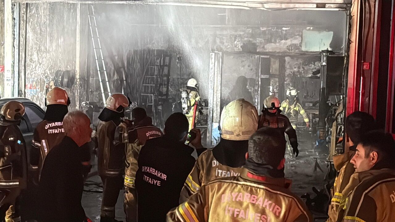 Diyarbakir Yangin-4