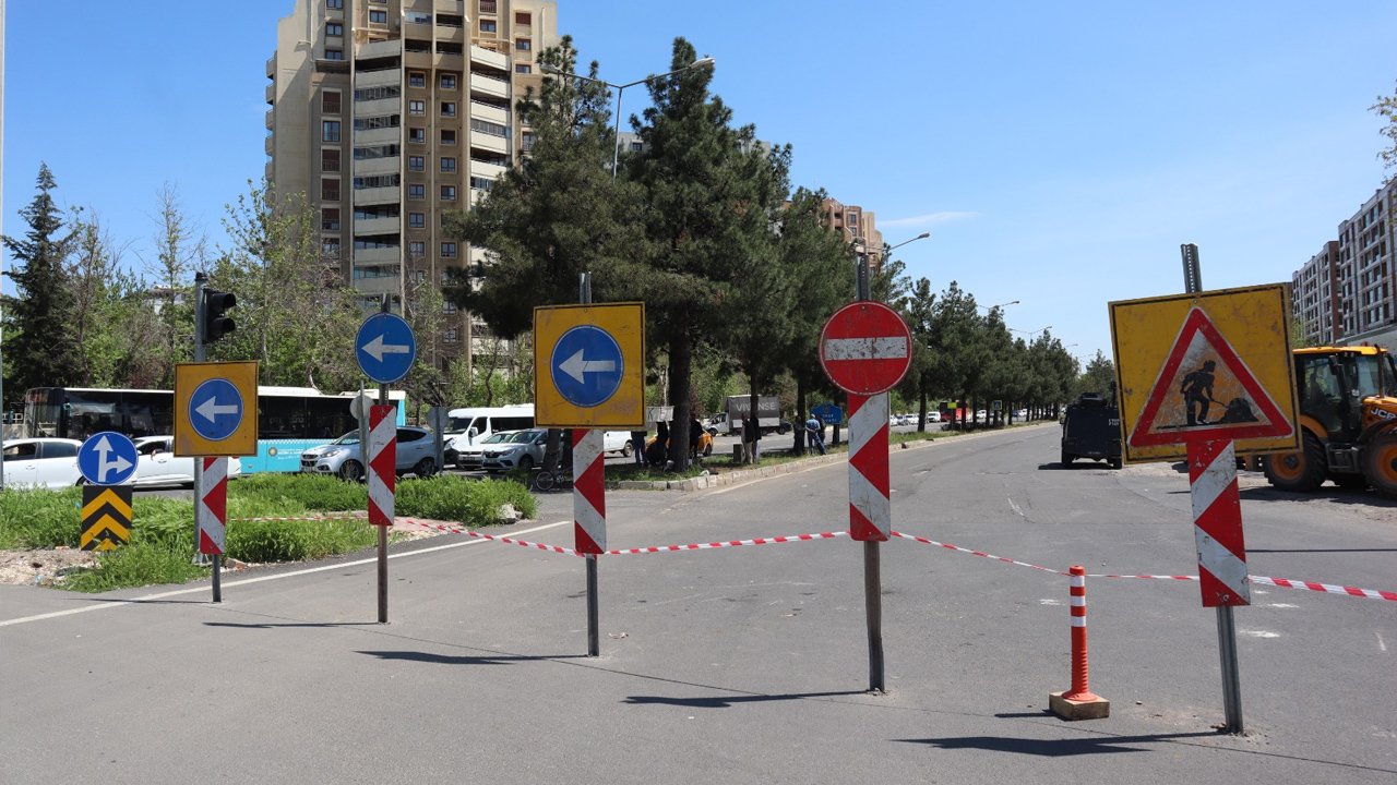 Diyarbakır’da 30 Yıllık Çamlar Için Kavşakta Direniş4